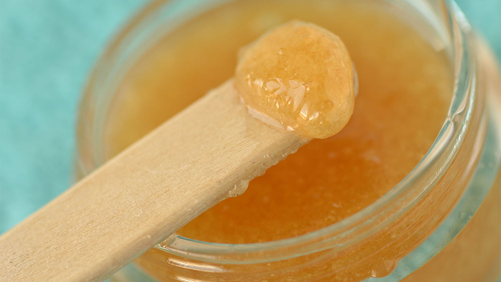 How to make lip scrub at home